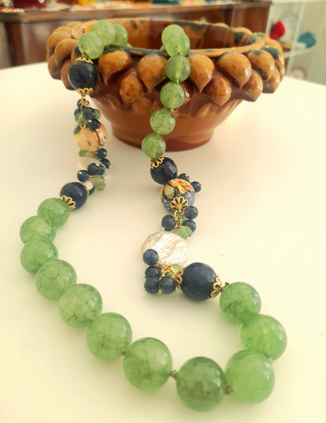 Collana lunga in quarzo e sfere in ceramica