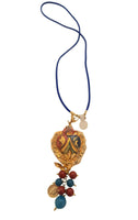 Collana con cuore sacro decorato