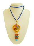 Collana con cuore sacro decorato