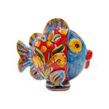 Pesce in ceramica di Caltagirone, interamente realizzato e dipinto a mano.