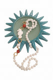 Collana lunga con cavalluccio in ceramica