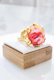 Anello con sfera in ceramica di Caltagirone