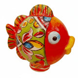 Pesce in ceramica di Caltagirone, interamente realizzato e dipinto a mano.