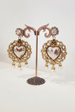 Orecchini in ottone con cuore sacro e perle