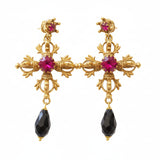 Set collana e orecchini con croce con cristallo centrale in fucsia e pendenti in nero