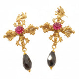 Set collana e orecchini con croce con cristallo centrale in fucsia e pendenti in nero