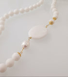 Collana lunga in agata bianca
