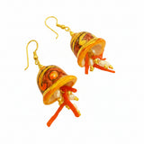 Orecchini campanella in ceramica con corallo e perle