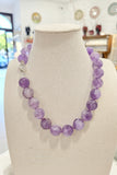 Collana con perle sfumate di ametista naturale lilla-viola