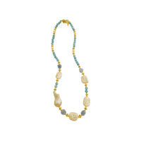 Collana corta a girocollo in perle e angelite azzurrata