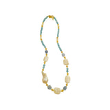 Collana corta a girocollo in perle e angelite azzurrata