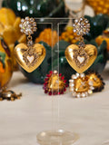 Orecchini cuore sacro ex voto dorato con perno in cristallo brillante