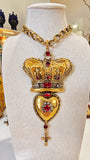 Collana con grande corona e cuore sacro in ottone e cristalli