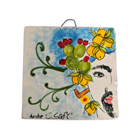 Mattonella in ceramica siciliana con volto di donna cm 10x10